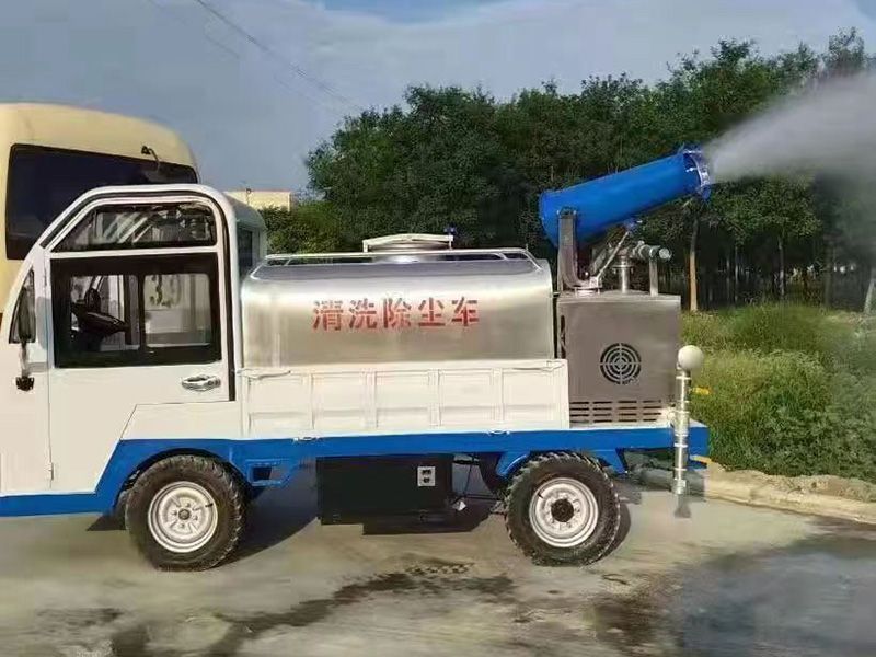 新能源四輪灑水車(chē)